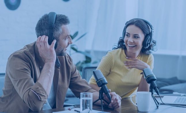 Développez Votre Leadership : Les 10 Podcasts Incontournables pour Managers et Dirigeants
