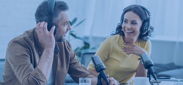 Développez Votre Leadership : Les 10 Podcasts Incontournables pour Managers et Dirigeants